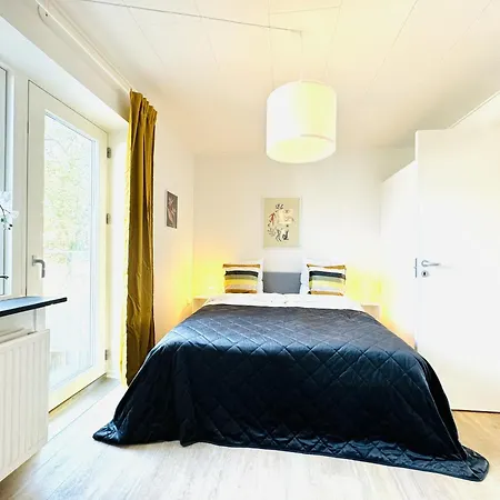 Aday - Solsortvej 2 Randers